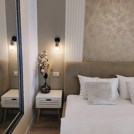 Aldira Arena Nationala * בוקרשט