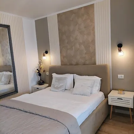 Aldira Arena Nationala * בוקרשט