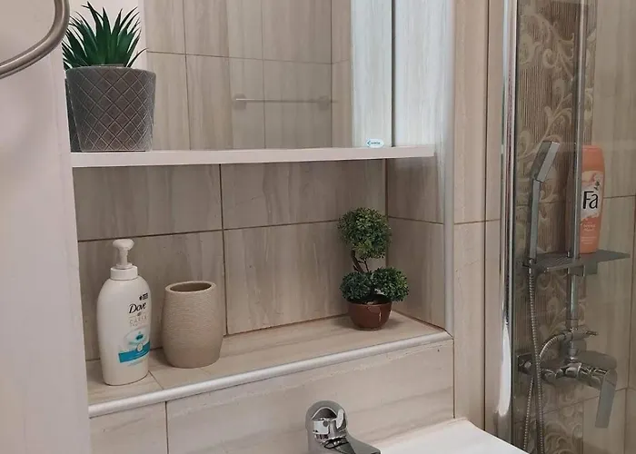 Aldira Arena Nationala Apartman *