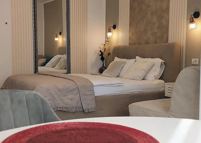 Aldira Arena Nationala Apartmán